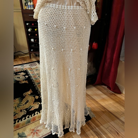 Vintage Veloso’s Gift Shop Philippines Crocheted 2 Piece Top and Skirt Set - Picture 5 of 7